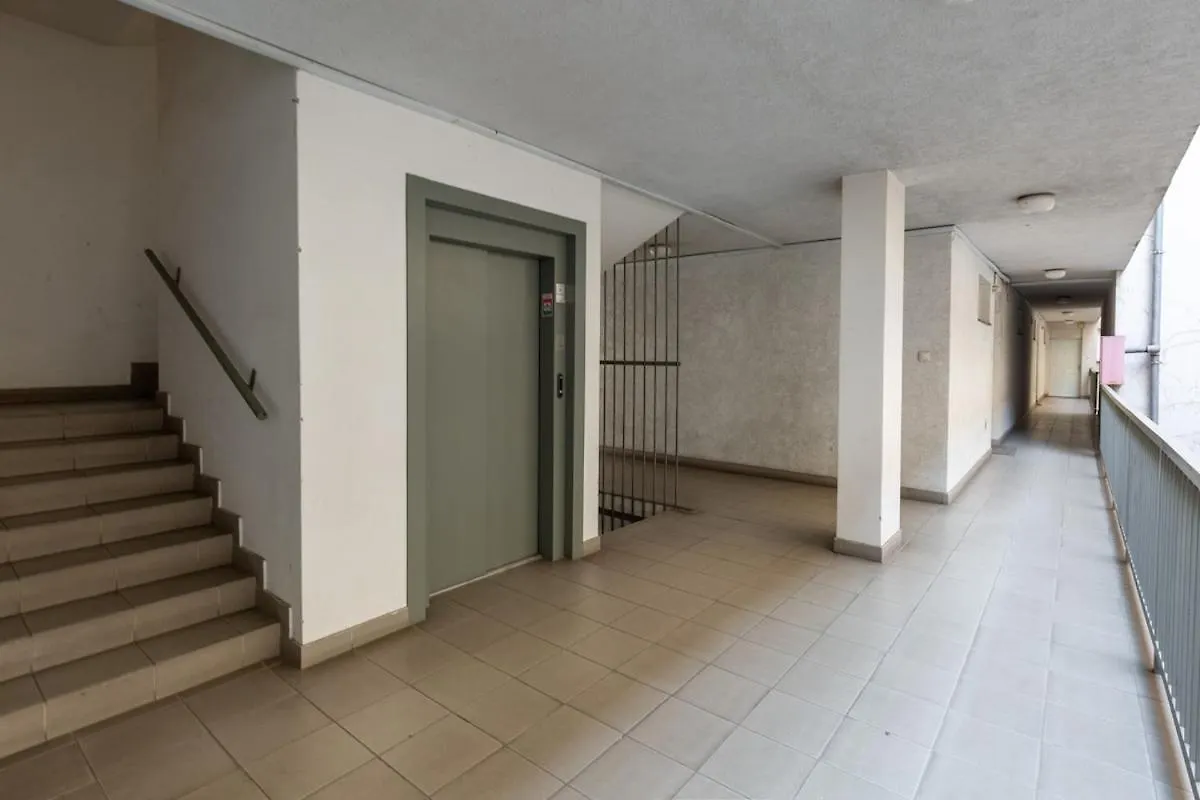 Apartment Fut26 Peaceful, Stylish Studio Behind Corvin Plaza Budapest Hungary