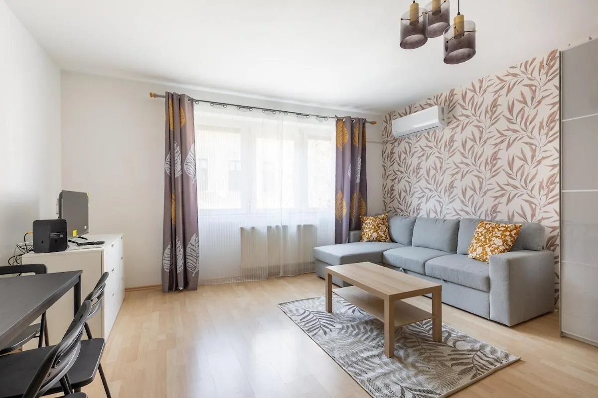 Fut26 Peaceful, Stylish Studio Behind Corvin Plaza Budapest Hungary