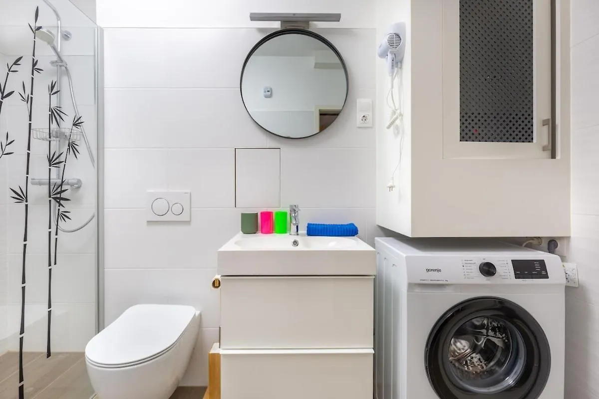 Appartamento Fut26 Peaceful, Stylish Studio Behind Corvin Plaza Budapest